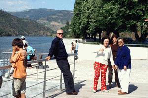 After three incredible days of exploration in the Douro River area (thank you Nezinha and Helene Therese!), we say our goodbyes and share our experiences.